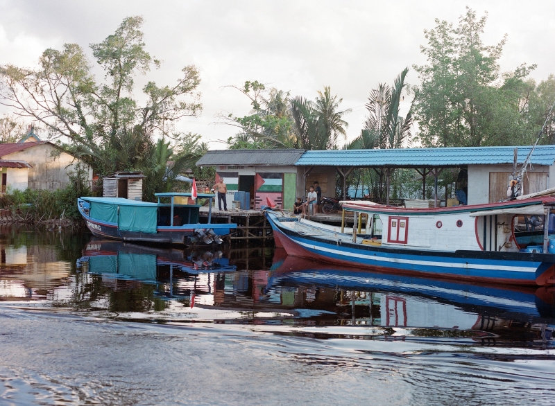 刺刺的河｜陳含瑜｜國藝會補助成果檔案庫
